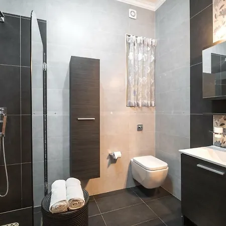 Luxury With Airconditioning Apartment Xlendi